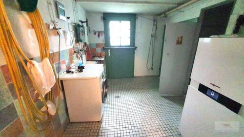 Waschenraum und Heizung - 