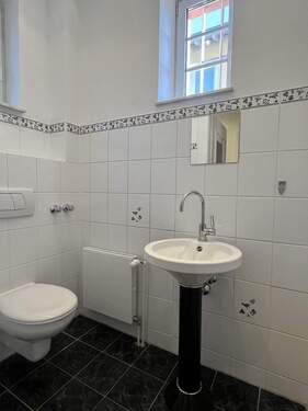 Gäste WC-Erdgeschoss - 