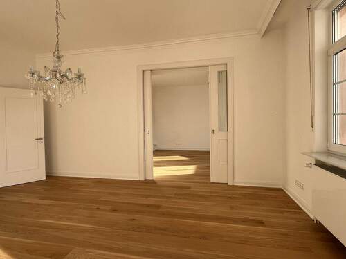 weitere Fotos auf Anfrage - 