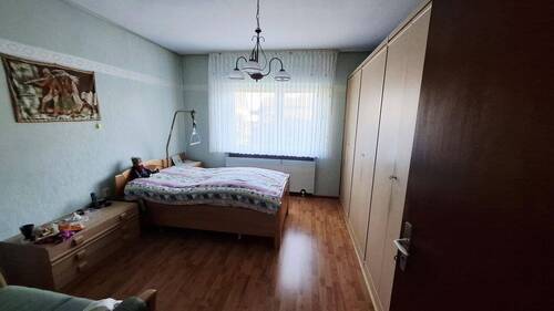Schlafzimmer EG - 