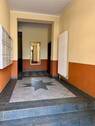 Treppenhaus-Eingangsbereich - 