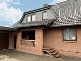 Hauseingang.jpg - Etagenwohnung mit 134,30 m² in Gifhorn zum Kaufen