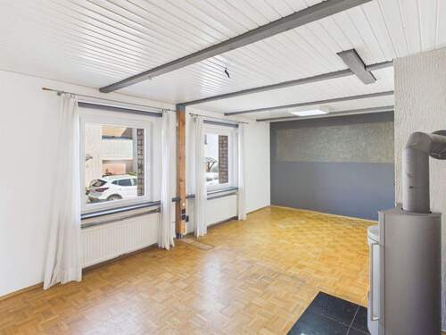 Wohnzimmer rechte Seite - 