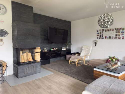 Wohnzimmer - Mehrfamilienhaus, Wohnhaus mit 290,00 m&sup2; in Dobel zum Kaufen