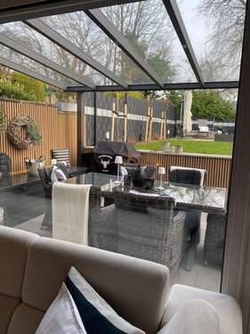 Terrasse mit Überdachung - 