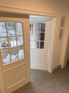 Tür in den Essbereich - Doppelhaushälfte mit 119,00 m&sup2; in Hagen zum Kaufen