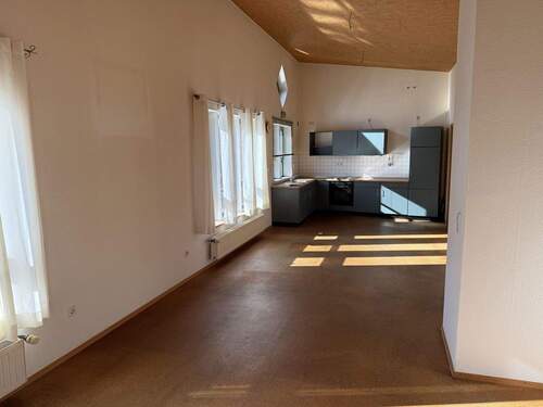 Wohnen / Küche - 2 Zimmer Etagenwohnung zur Miete in Nienburg