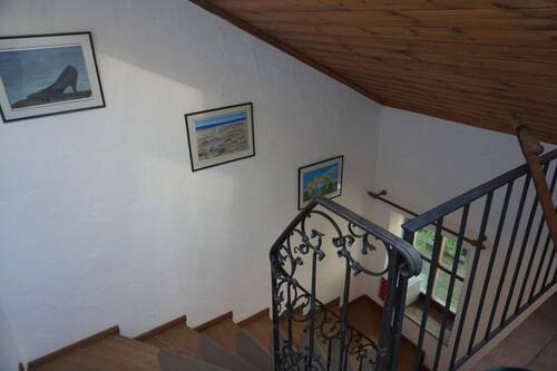 Treppenhaus von 2. OG aus - 