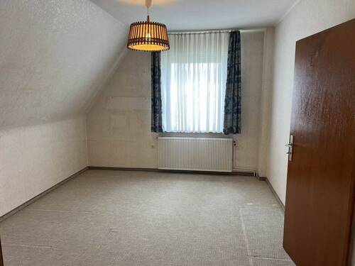 Zimmer 3 im OG.JPG - 