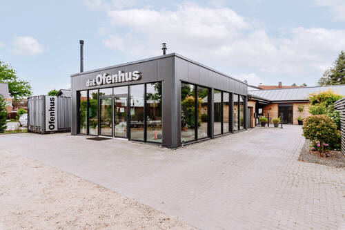 Gewerbe - Gewerbeimmobilie mit Stil - Bungalow mit lichtdurchflutetem Glasanbau