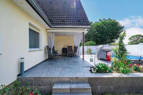 Terrasse - 6 Zimmer Mehrfamilienhaus, Wohnhaus in Berlin