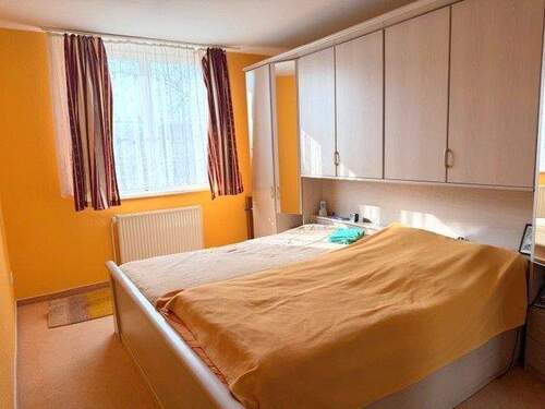 Schlafzimmer - Einfamilienhaus mit 120,00 m&sup2; in Güstrow zum Kaufen