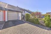 Bild 1 - PROVISIONSFREIES Familienglück: Einfamilienhaus mit Einliegerwohnung, Garten und Garage