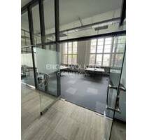 Außergewöhnliche Fläche am Tempelhofer Hafen - Berlin