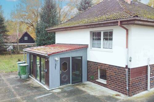 Überdachter Eingang zum Souterrain - 