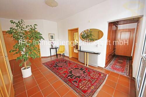 Diele im EG - Einfamilienhaus mit 312,00 m&sup2; in Wittenberg zum Kaufen