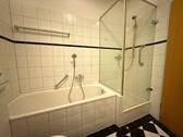 Badewanne + Dusche - 