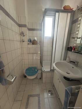 Badezimmer - 2 Zimmer Etagenwohnung zur Miete in Hanau