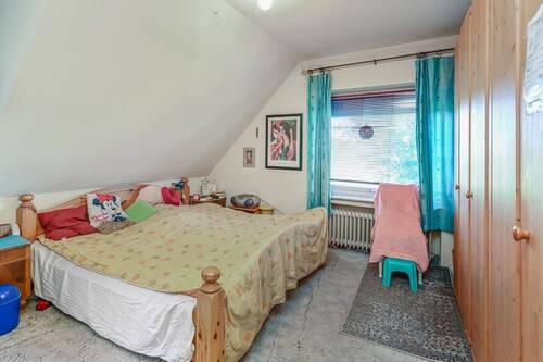 Elternschlafzimmer DG - 
