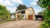 Außenansicht 1 - Familienfreundliches Zuhause mit 6 Zimmern und schönem Garten in bester Lage