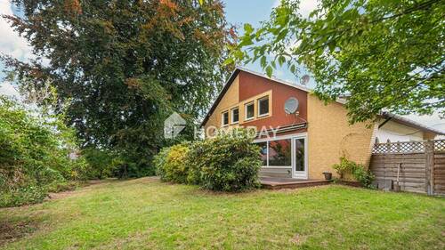 Garten 2 - 6 Zimmer Einfamilienhaus zum Kaufen in Hohenlockstedt
