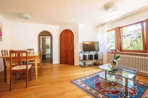 EG WHG Wohnzimmer.jpg - 2 Zimmer Gartenwohnung mit Freisitz und eigenem Eingang
