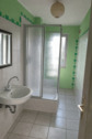 Bad mit Dusche - 