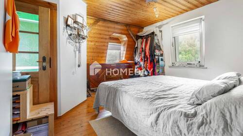 1. OG Elternschlafzimmer 1 - 