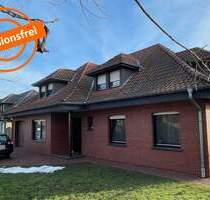 Zentral und in zweiter Reihe! Großes Zweifamilienhaus in Dinklage