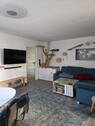 Blick ins Wohnzimmer - 