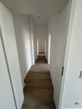 Bild 1 - Sanierte, lichtdurchflutete Wohnung, 2 Bäder