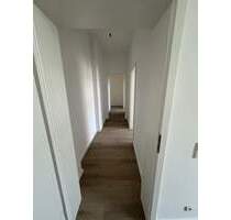 Sanierte, lichtdurchflutete Wohnung, 2 Bäder - Wuppertal Langerfeld