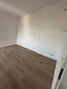 Bild 2 - 5 Zimmer Etagenwohnung zur Miete in Wuppertal