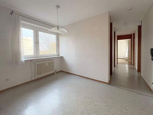 Wohnbereich - 4 Zimmer Etagenwohnung in Heilbronn