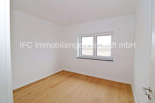 Kinderzimmer 1 im OG - 