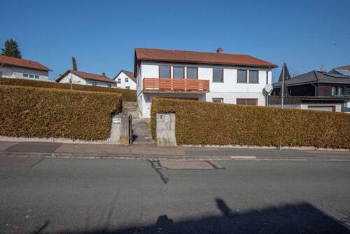 Straßenansicht - 6 Zimmer Einfamilienhaus in Bad Camberg