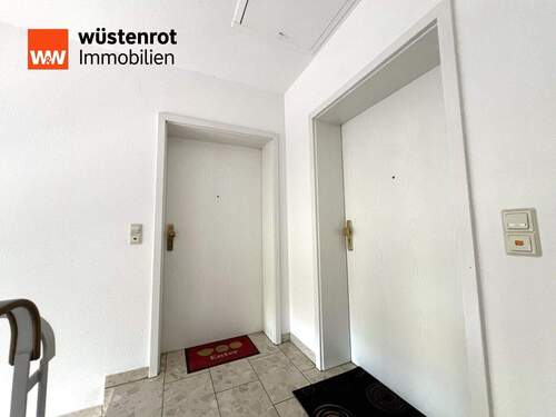 Beispielfoto Wohnungseingang - 