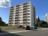 Gebäudeansicht - Barrierefreie 2-Zimmerwohnung mit schönem Weitblick