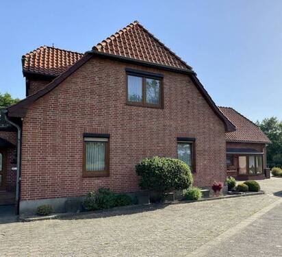 Seitenansicht - 7 Zimmer Einfamilienhaus in Pennigsehl