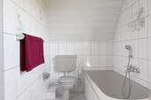 Bad im Dachgeschoss - 