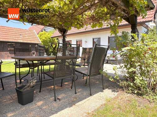 Gartenterrasse - 3 Zimmer Einfamilienhaus zum Kaufen in Krailling