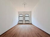 Wohnzimmer / Schlafzimmer - Frisch saniert 2 Zimmer Altbau 56qm EG hohe Decken barrierearm Lehe