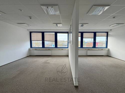1.jpg - Helle Bürofläche mit ca. 120 m² 