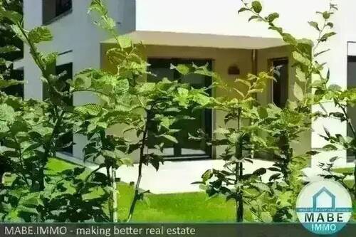 Gartenfläche - 2 Zimmer Etagenwohnung zur Miete in Dresden