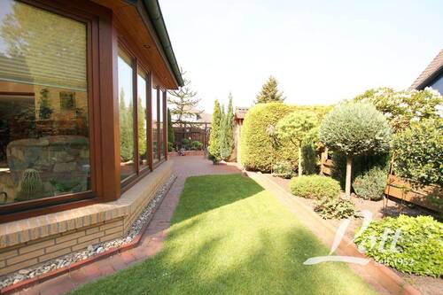 Blick zum Innenhof - Doppelhaushälfte mit 121,10 m&sup2; in Edewecht zum Kaufen