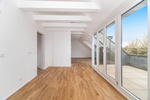 Küche/Wohnzimmer - Erstbezug nach Sanierung - charmante 2 Zimmer Dachgeschoss Wohnung