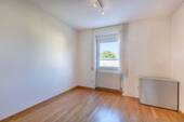 Zimmer - Mehrfamilienhaus, Wohnhaus mit 102,00 m² in Köln zum Kaufen