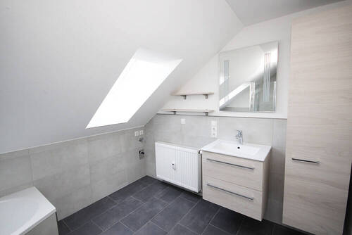 Modernes Badezimmer - 