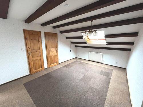 Zimmer-ausgebauter Bühnenbereich - 