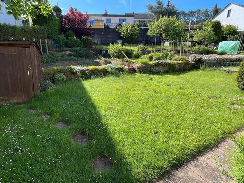 Gemeinschaftlicher Garten - 5 Zimmer Etagenwohnung in Weil der Stadt